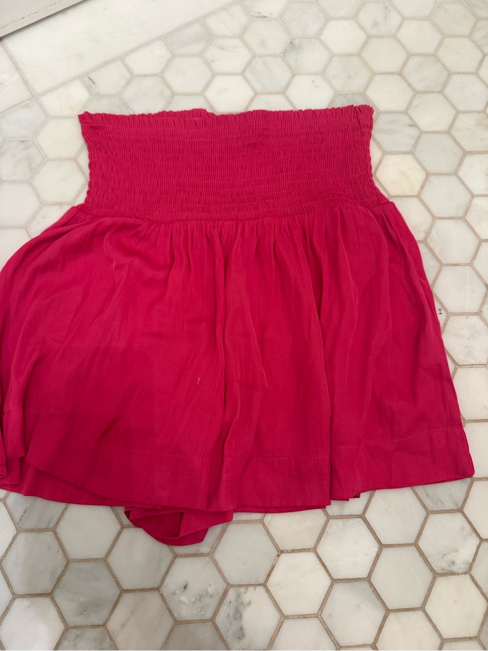 Women’s Fuchsia Smocked Waist Mini Shorts